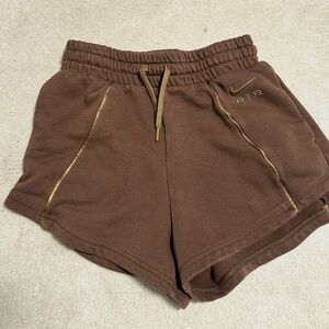 Nike Air shorts (brown)